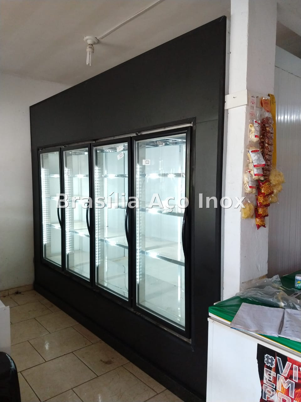 Câmara fria expositora imagem 11.