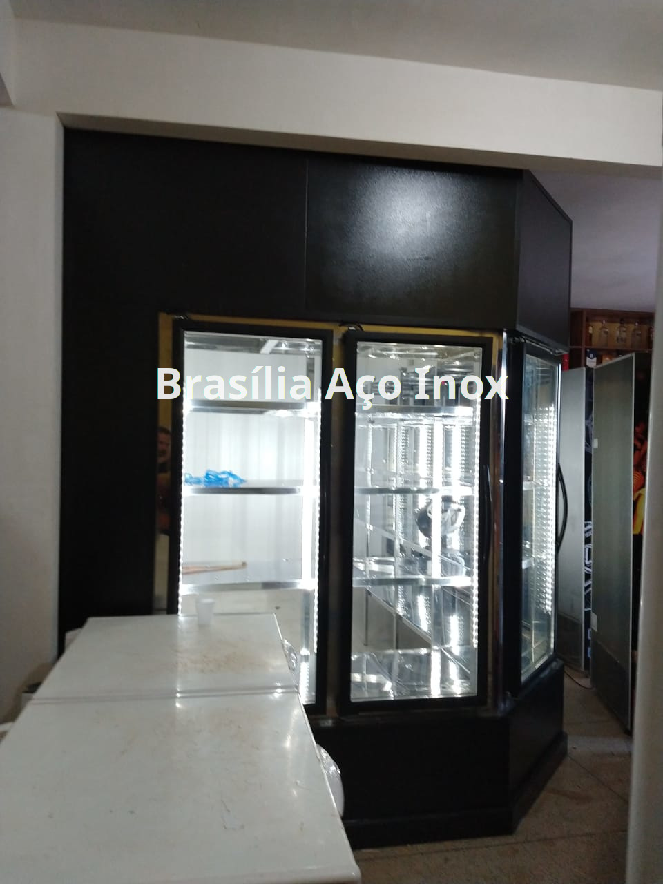 Câmara Fria Expositora. Walkin Cooler. Imagem 16