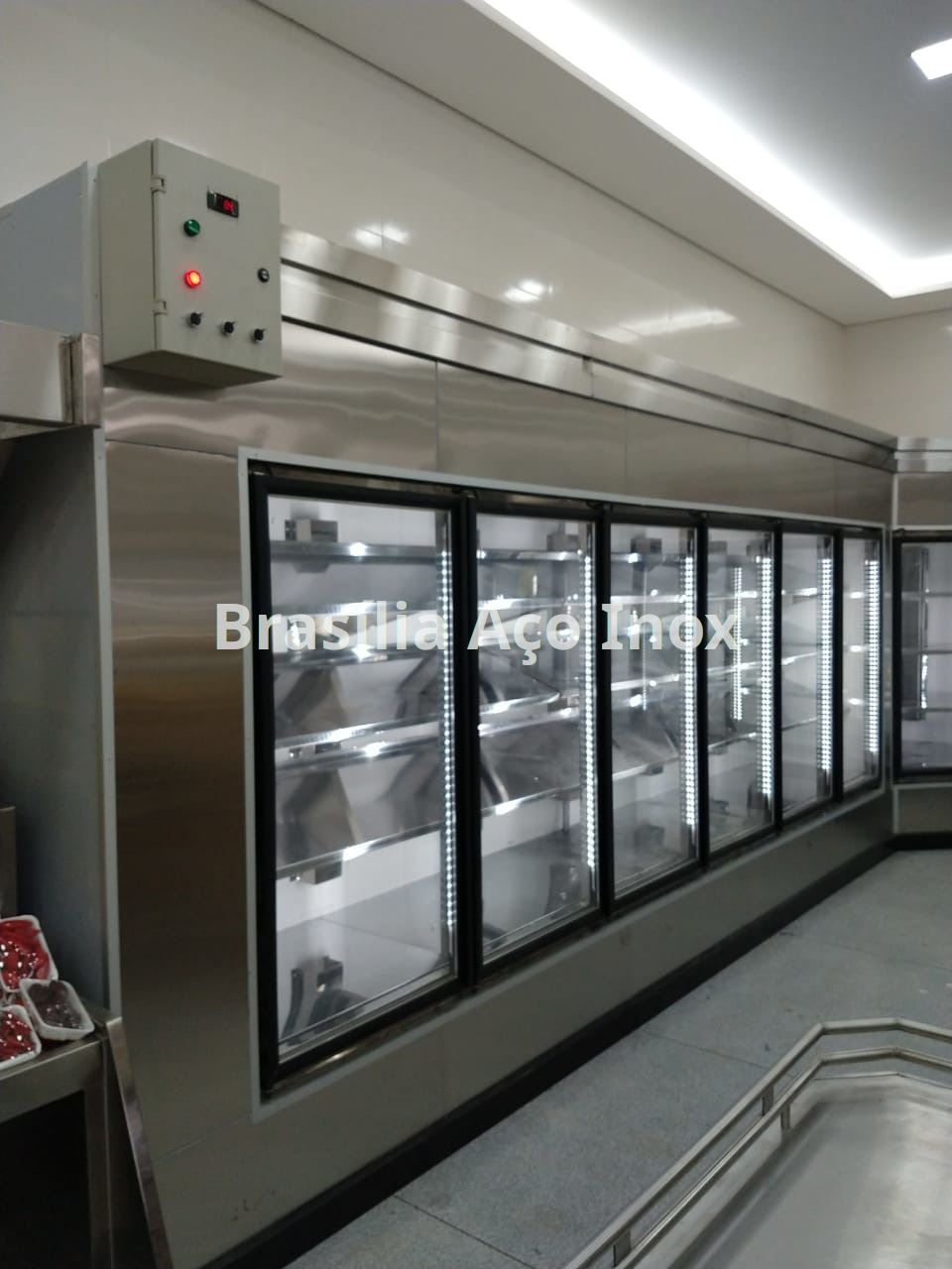 Câmara Fria Expositora. Walkin Cooler. Imagem 26