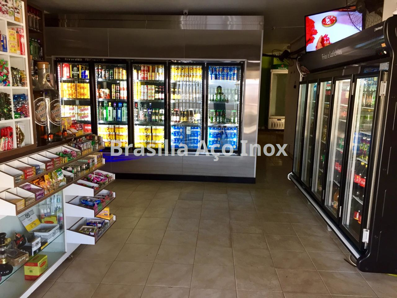 Câmara Fria Expositora. Walkin Cooler. Imagem 28