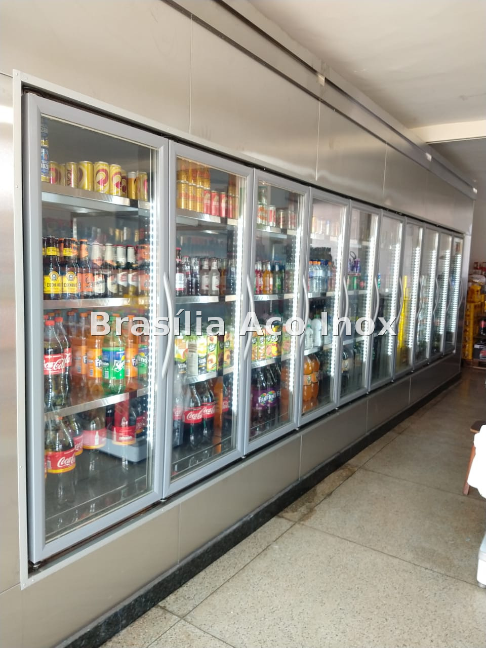 Câmara fria expositora imagem 5.